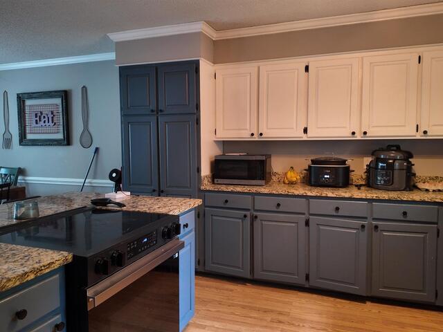 Photo of 166 Chestnut Lake Drive