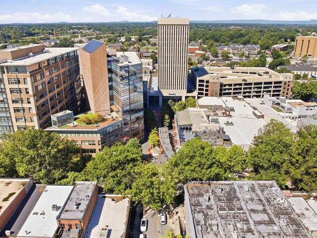 Photo of 102 N Main Street