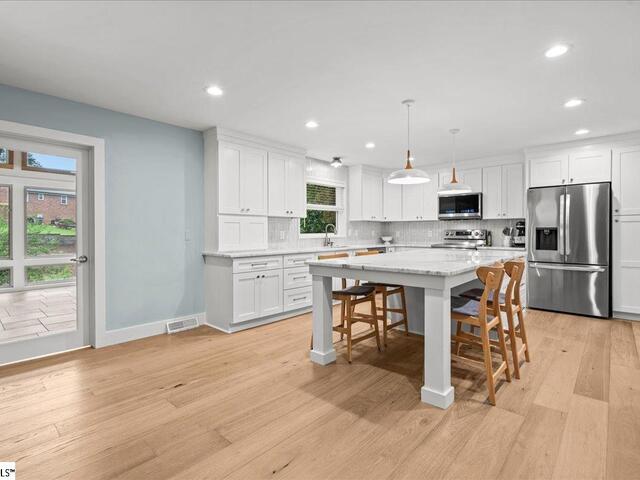 Photo of 117 Shady Creek Court