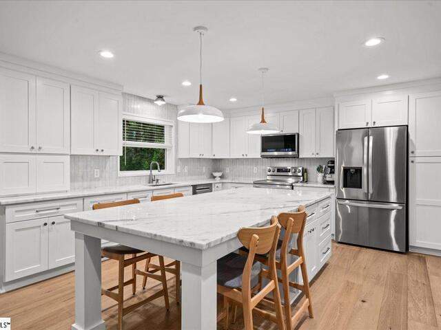 Photo of 117 Shady Creek Court