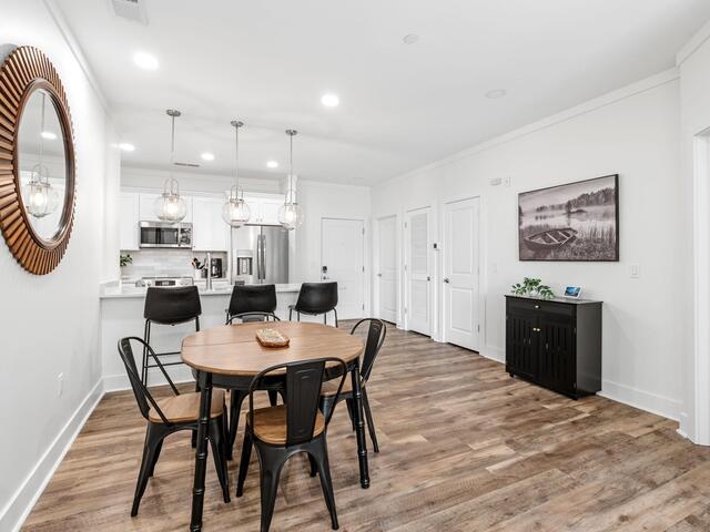 Photo of 98 E McBee Avenue