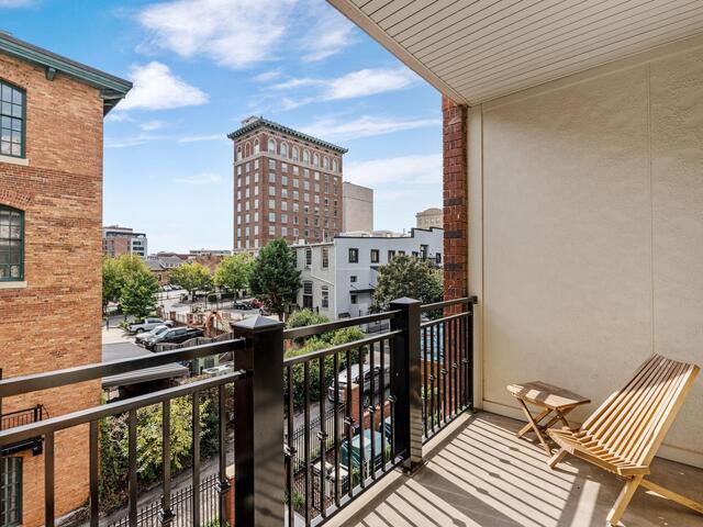 Photo of 98 E McBee Avenue