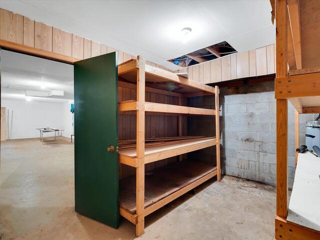 Photo of 102 Westwood Circle