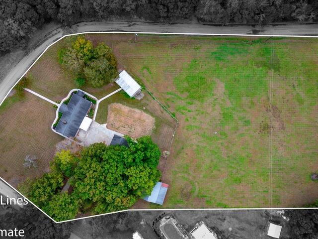 Photo of 102 Westwood Circle