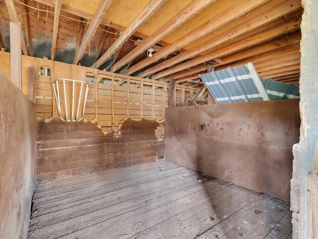 Photo of 102 Westwood Circle