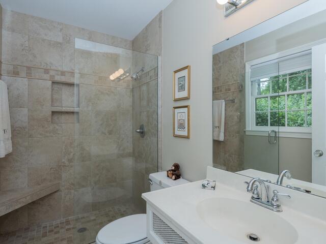 Photo of 402 Stone Ridge Road