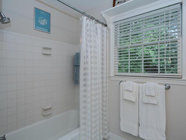 Photo of 402 Stone Ridge Road