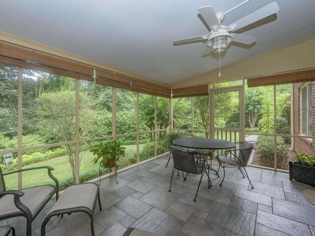 Photo of 402 Stone Ridge Road