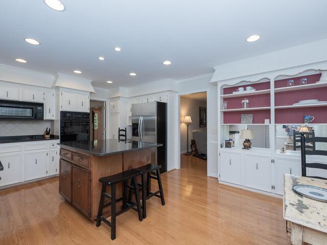 Photo of 402 Stone Ridge Road