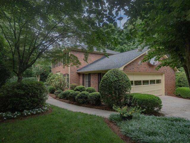 Photo of 402 Stone Ridge Road