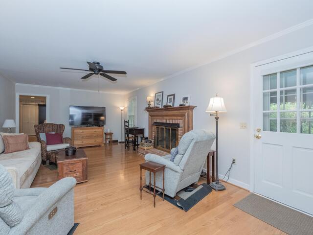 Photo of 402 Stone Ridge Road