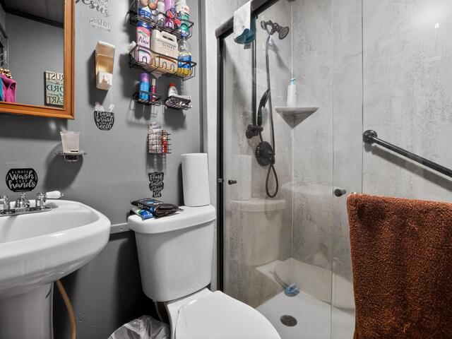 Photo of 777 Hart Street