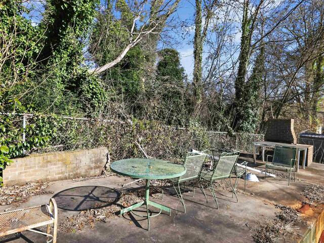 Photo of 777 Hart Street