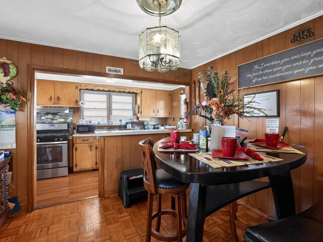 Photo of 777 Hart Street