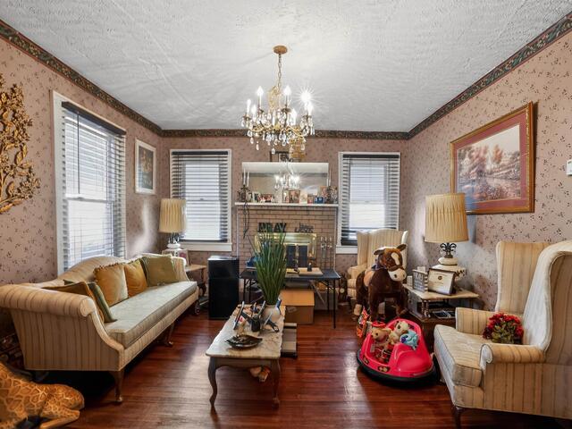 Photo of 777 Hart Street