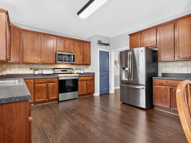Photo of 104 Valley Bluff Lane