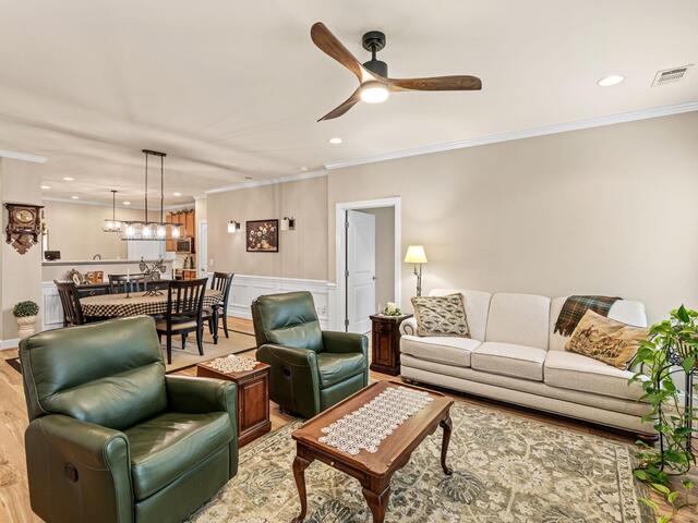 Photo of 251 LOUISVILLE Drive