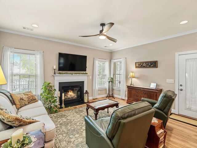 Photo of 251 LOUISVILLE Drive