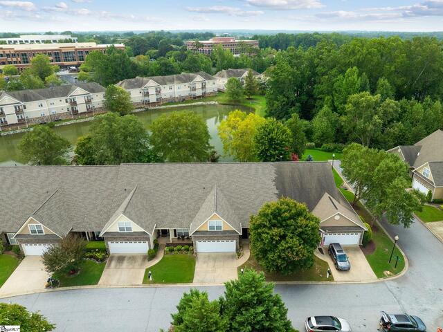 Photo of 251 LOUISVILLE Drive