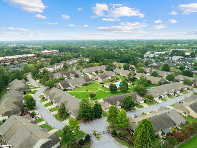 Photo of 251 LOUISVILLE Drive