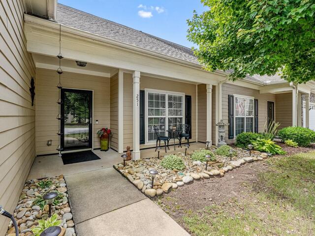 Photo of 251 LOUISVILLE Drive