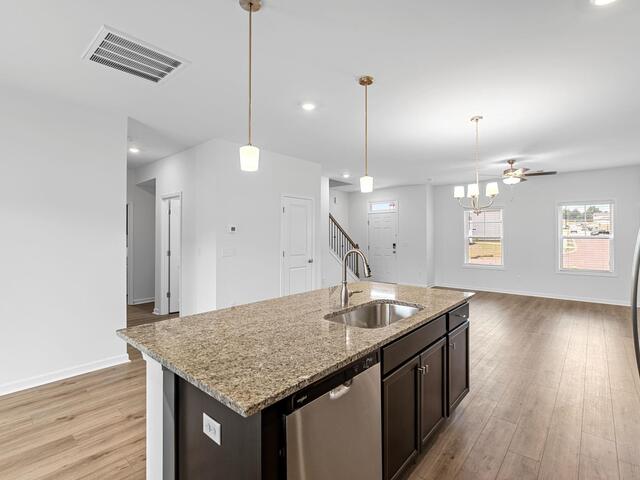 Photo of 520 Barbican