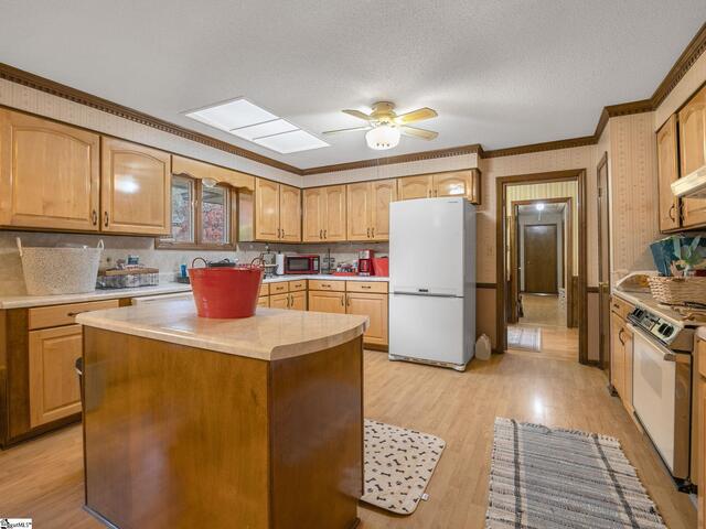 Photo of 205 Laurel Ridge Road