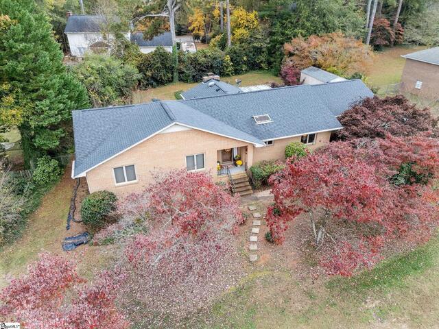 Photo of 205 Laurel Ridge Road