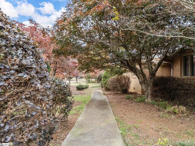 Photo of 205 Laurel Ridge Road