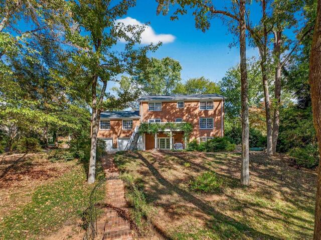 Photo of 206 Honey Horn Drive