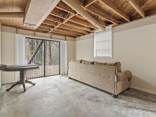 Photo of 136 Holly Circle