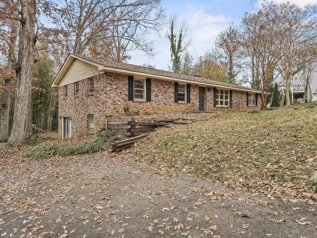 Photo of 136 Holly Circle