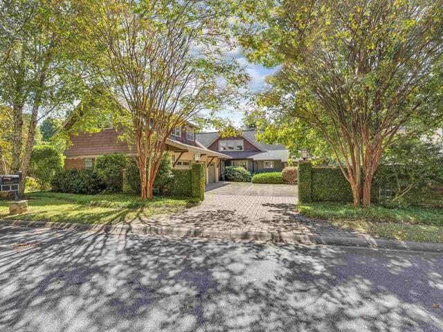 Photo of 1 Keller's Gate Court