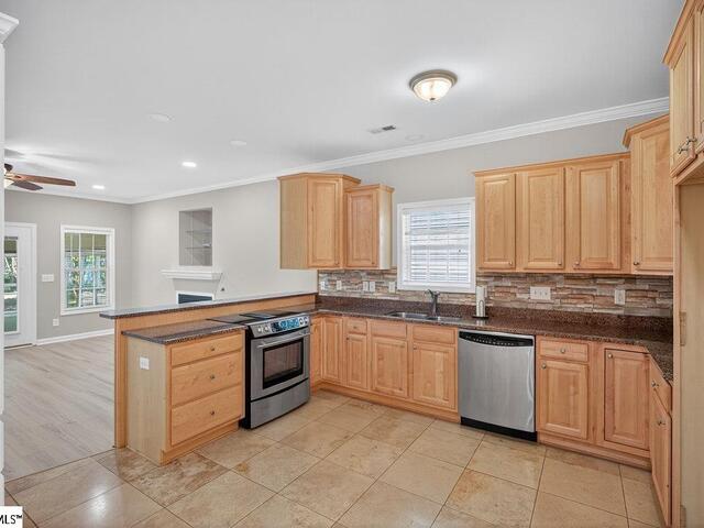 Photo of 120 Harbour Springs Way
