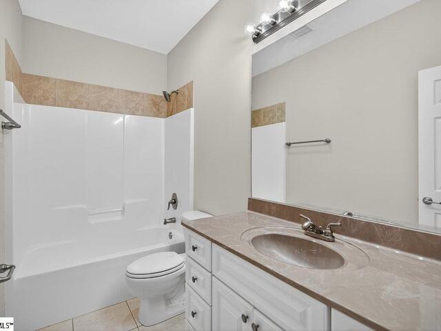 Photo of 120 Harbour Springs Way