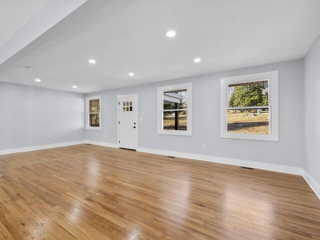 Photo of 217 Greenbriar Drive