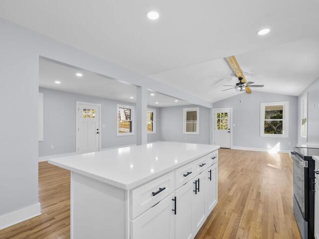 Photo of 217 Greenbriar Drive