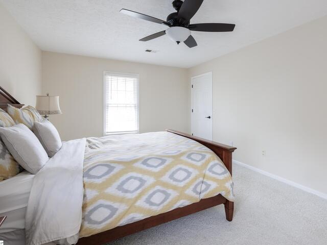 Photo of 219 E Thistle Lane