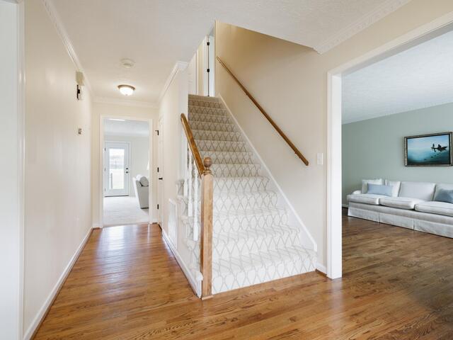 Photo of 219 E Thistle Lane