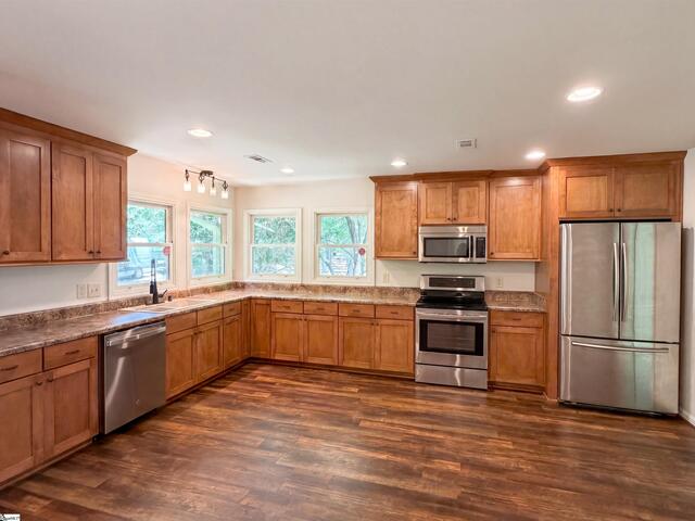 Photo of 414 Ray Blackley Road