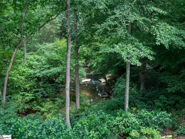 Photo of 8 Laurel Oak Trail