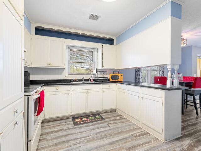 Photo of 537 Bailey Road