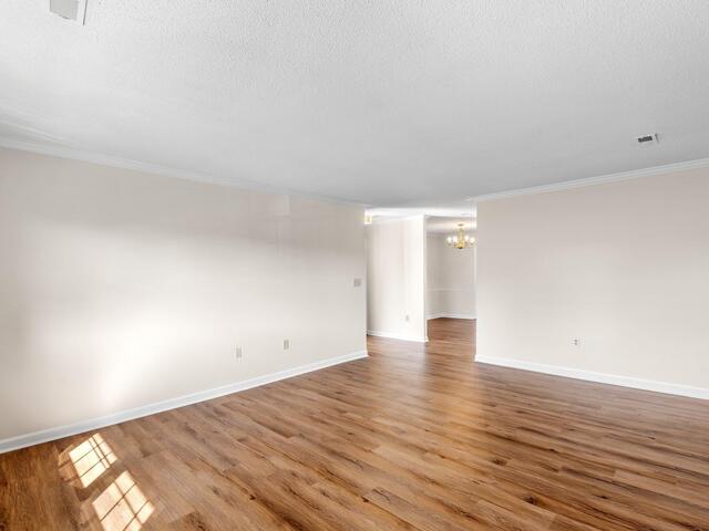 Photo of 925 Cleveland Street