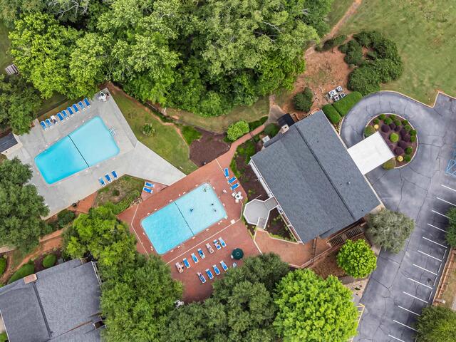 Photo of 925 Cleveland Street