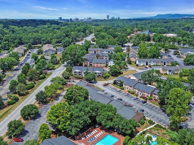 Photo of 925 Cleveland Street