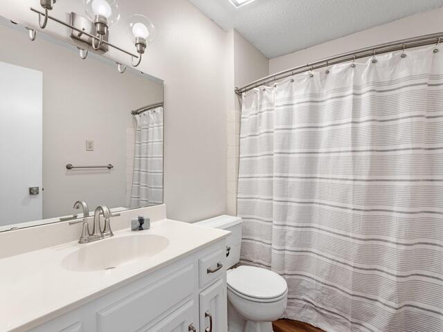 Photo of 925 Cleveland Street