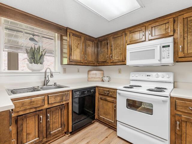 Photo of 925 Cleveland Street