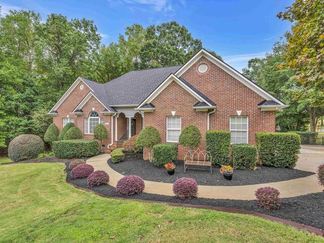 Photo of 123 N Woodfin Ridge Drive