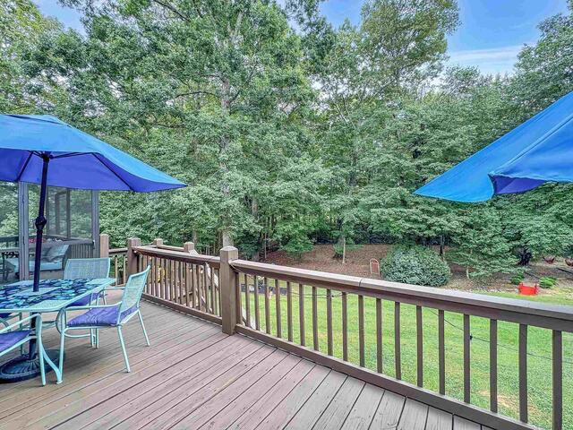 Photo of 123 N Woodfin Ridge Drive