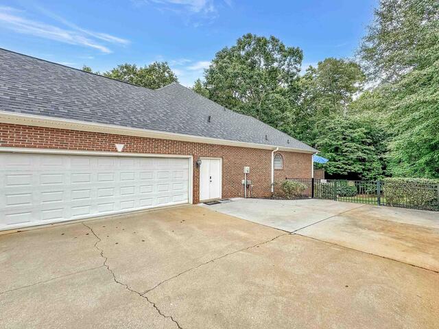 Photo of 123 N Woodfin Ridge Drive